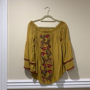 Women’s Blouse